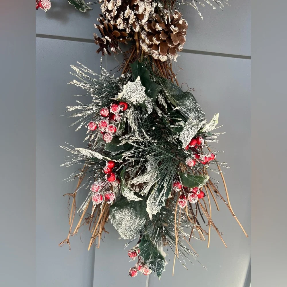 Source Unknown Holiday Wreath with Red Berries and Pinecones
